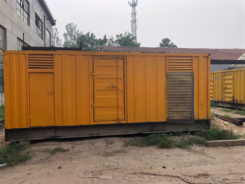 甘州发电机出租进行负载测试时，电瓶电量不足的具体判断标准是什么？